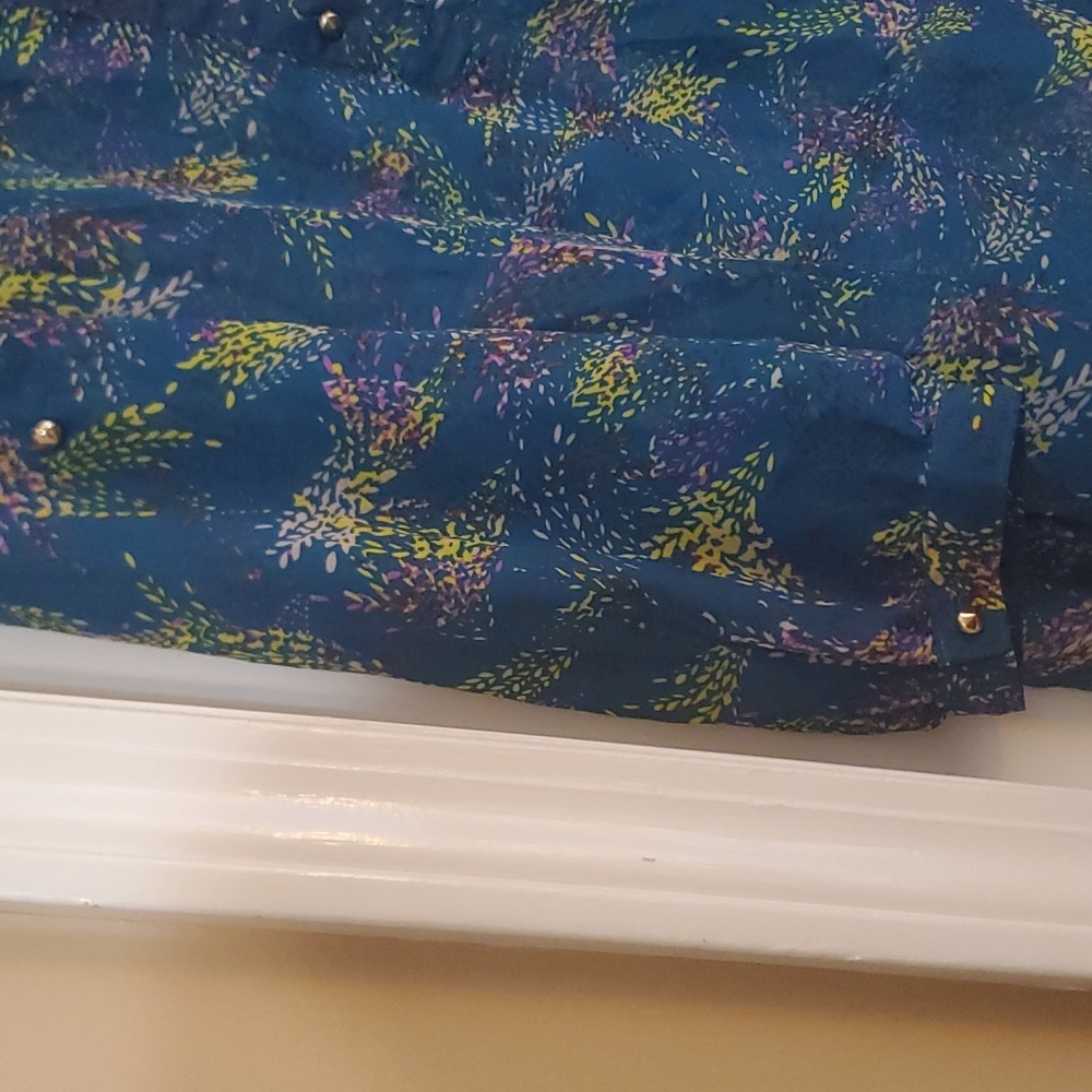 Multi-colored Sheer Tunic‎ - Picture 4 of 8